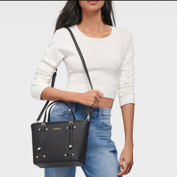 485096116_18497416573060124_7952994467165843772_n DKNY PAULA MEDIUM COMMUTER
