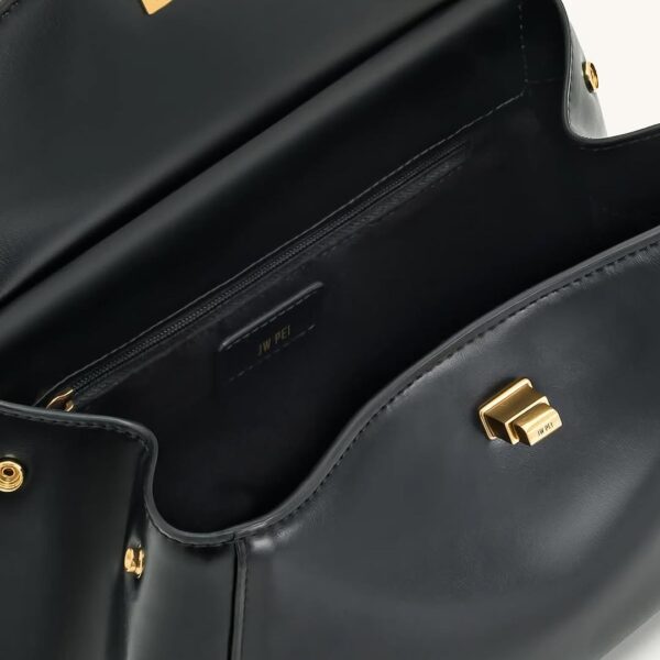 573490760_18542959348060124_4009645822004786296_n JE PEI Lucia Classic Top Handbag